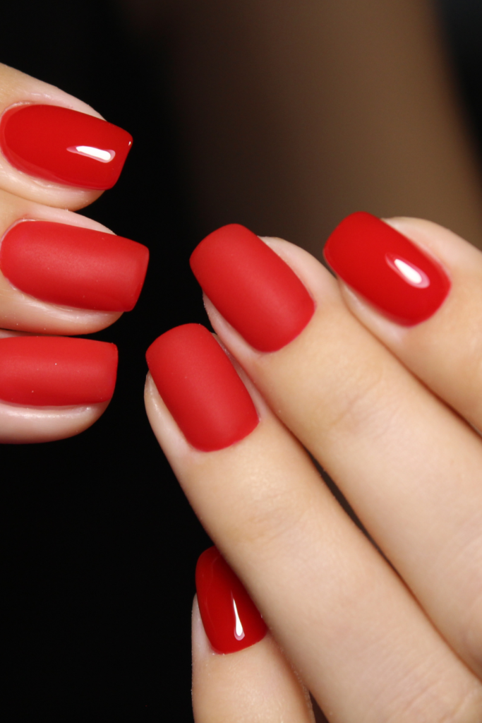 red manicure