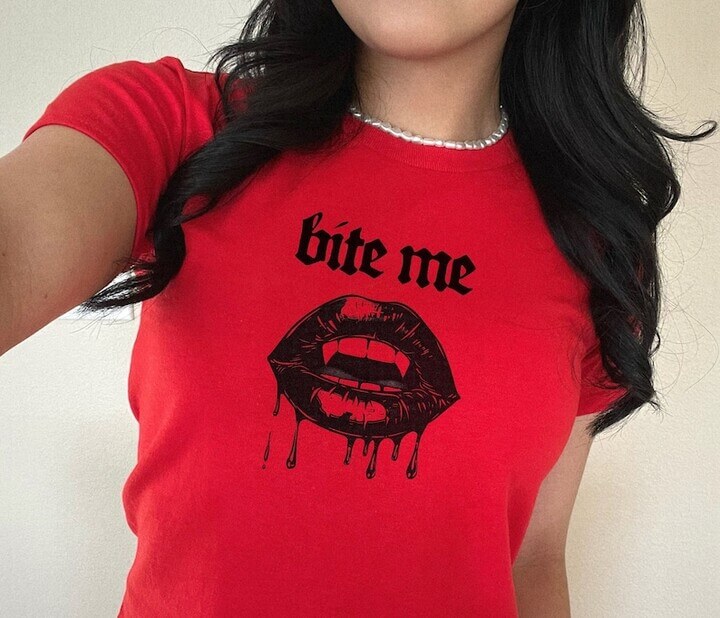 bite me vampire theme shirt