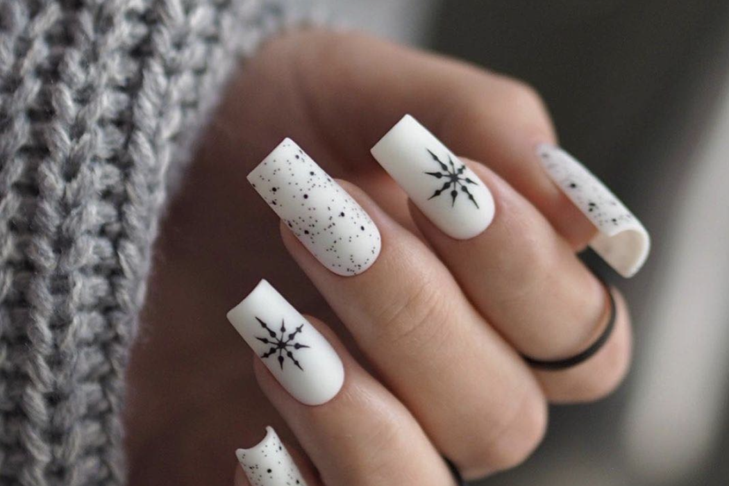 55 Wondrous Winter White Nail Designs You’ll Absolutely Love