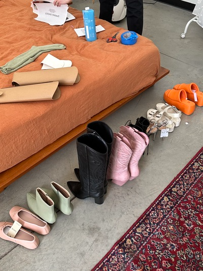 lineup of different shoes styles that will pair perfectly with every jean style