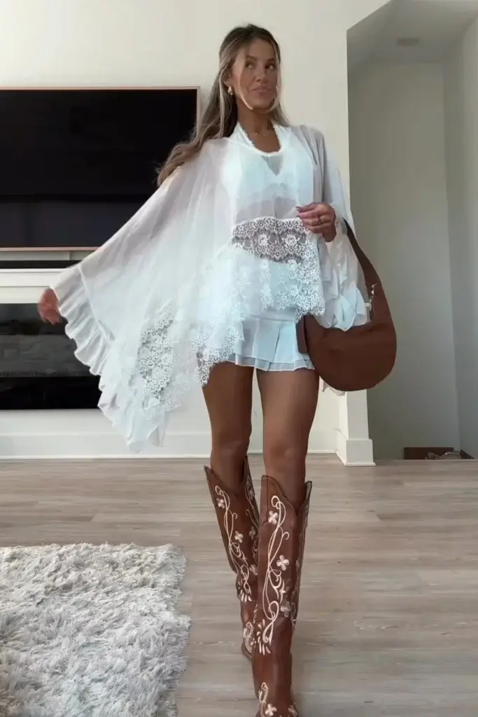 Boho Chic Fall Country Concert outfit idea on woman blonde woman